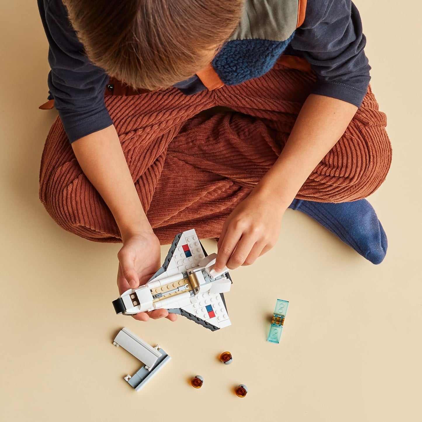 Creator 3 in 1 Space Shuttle Toys - Space Toys Building Set for Boys & Girls, Ages 6+ - Option to Build 2 Spaceships or Astronaut - Educational Gift for Kids Birthday & Holidays - 31134