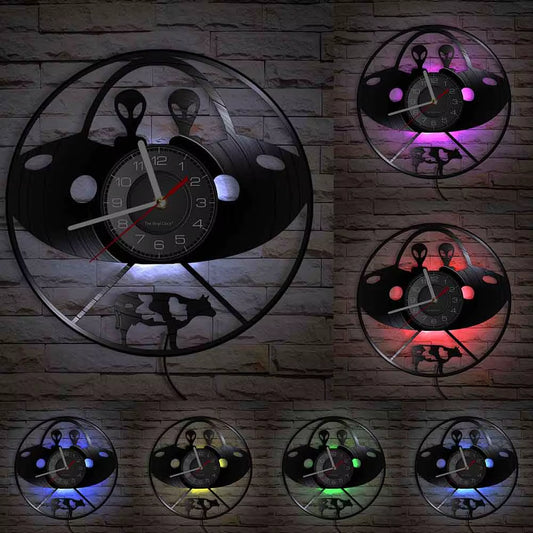 Aerospace Alien Abducting Cow Vinyl Record Wall Clock Spacecraft UFO Extra-Terrestrial Home Decor Watch Astronomy Scifi Art